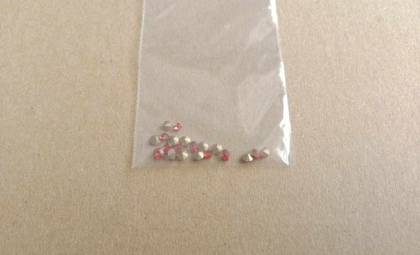Restorers pack #12. 20 2.5mm red jewel corgi dinky spot on