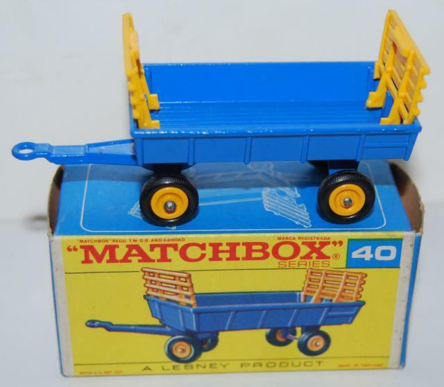 Matchbox 40C Hay Trailer replacement yellow plastic Racks Rakes