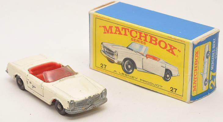 Matchbox 27D   Mercedes Benz 230 SL Convertible reproduction window unit