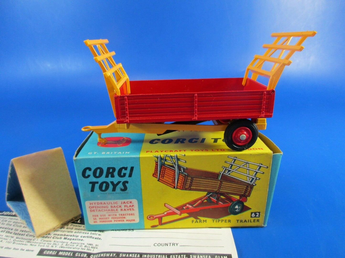 Corgi 62 Farm Tipper Trailer reproduction Rack Raves