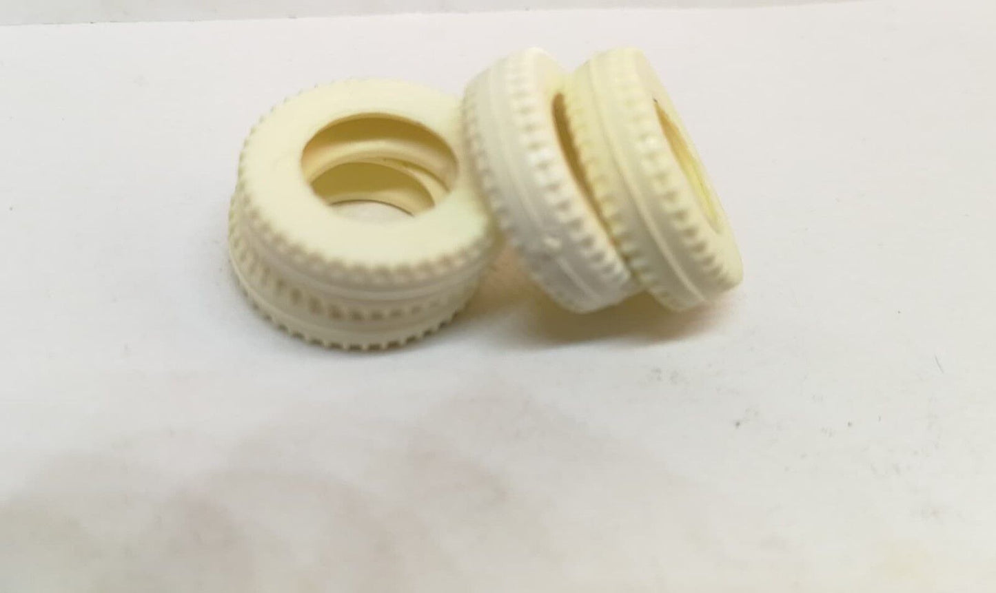 Dinky replacement tyres x4 15mm treaded white with slot for ridged wheels DD30