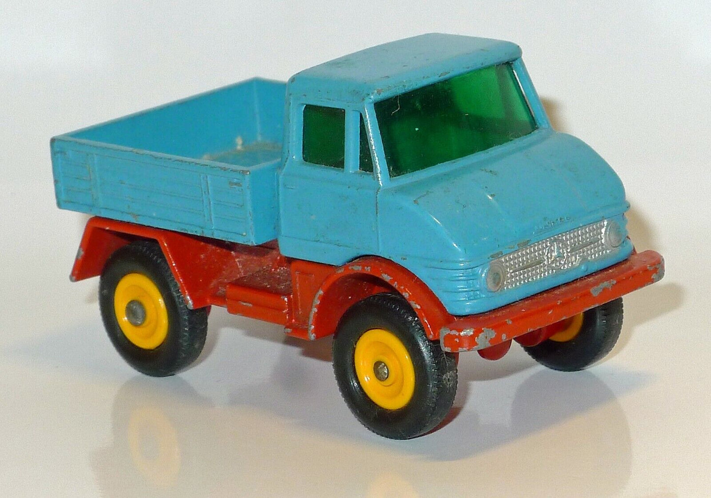 Matchbox 49B Unimog Green Tinted replacement  window unit