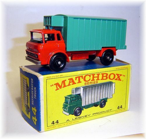 Matchbox 44 C/D Refrigerator Truck reproduction plastic rear door