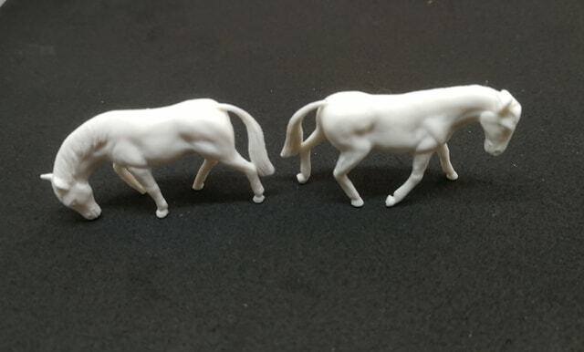 Matchbox 43 C/D Pony Trailer reproduction plastic pair of horses