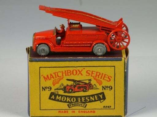 Matchbox 9A   Dennis Fire Escape Ladder Wheel small/large