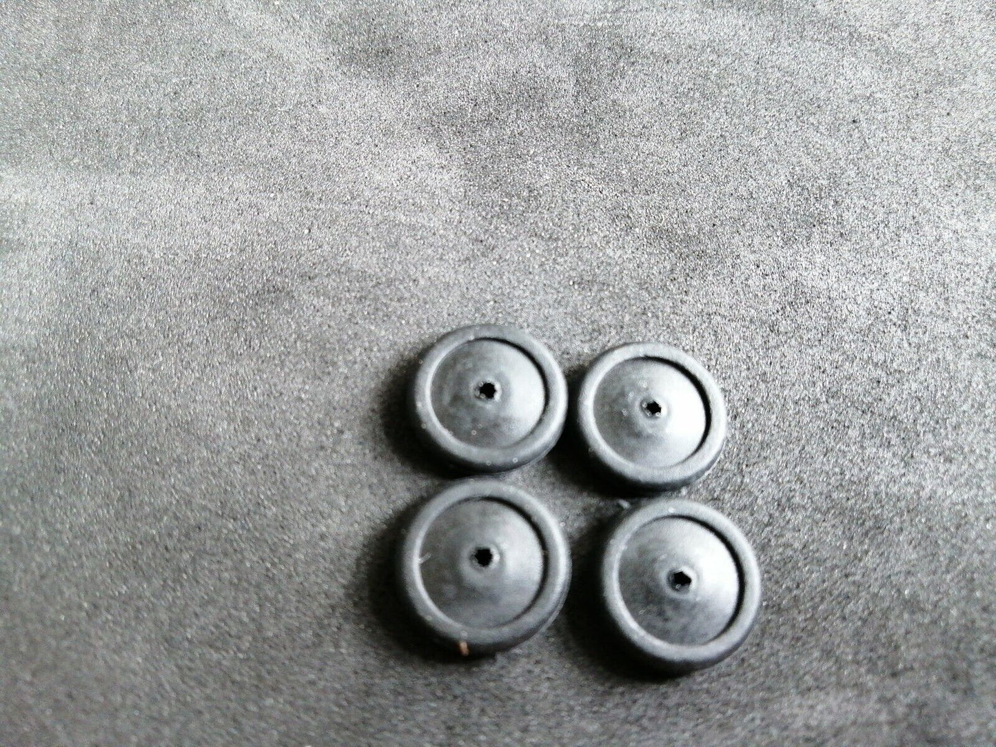 Dinky 35 series 10mm replacement wheels/tyres Black White x 4 DD48