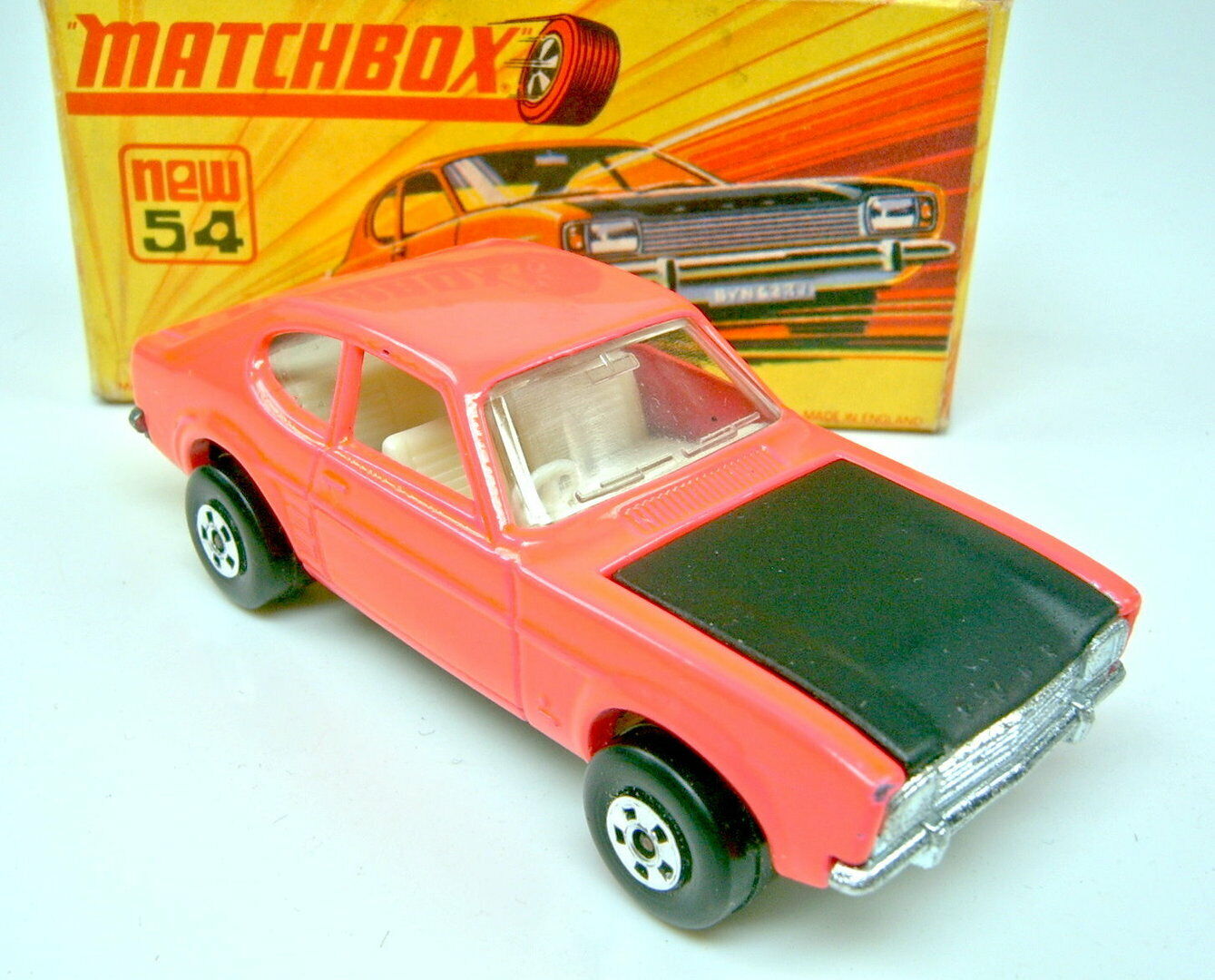 Matchbox 54 D Ford Capri reproduction white metal bonnet