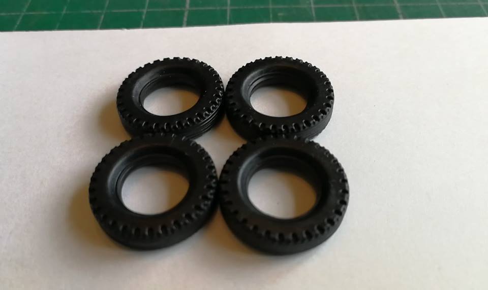 Corgi 20mm treaded 12mm inner x4 trucks from 1965  holmes scammell mack DD20