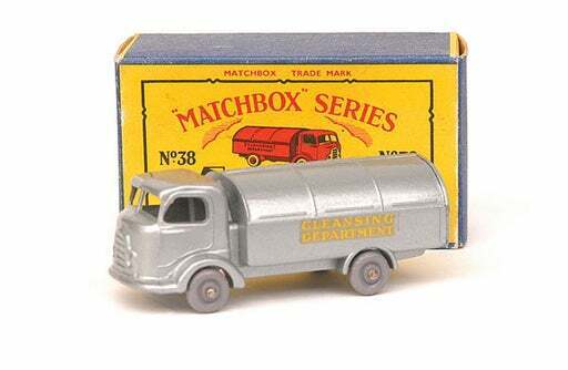 Matchbox 38 A Karrier Refuse Wagon reproduction white metal rear door tank end